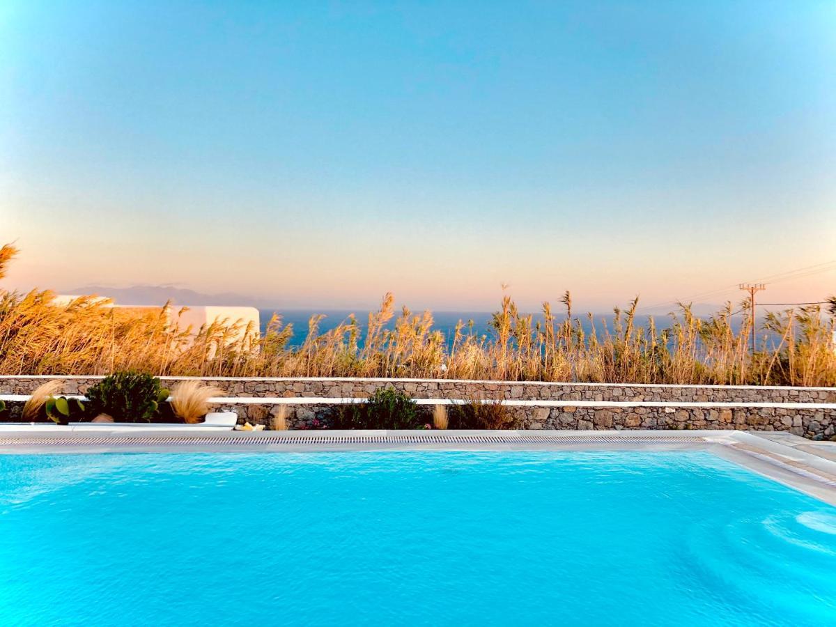 Mando Pool W Sea Views - Five Bedrooms * Super Paradise Beach (Mykonos)