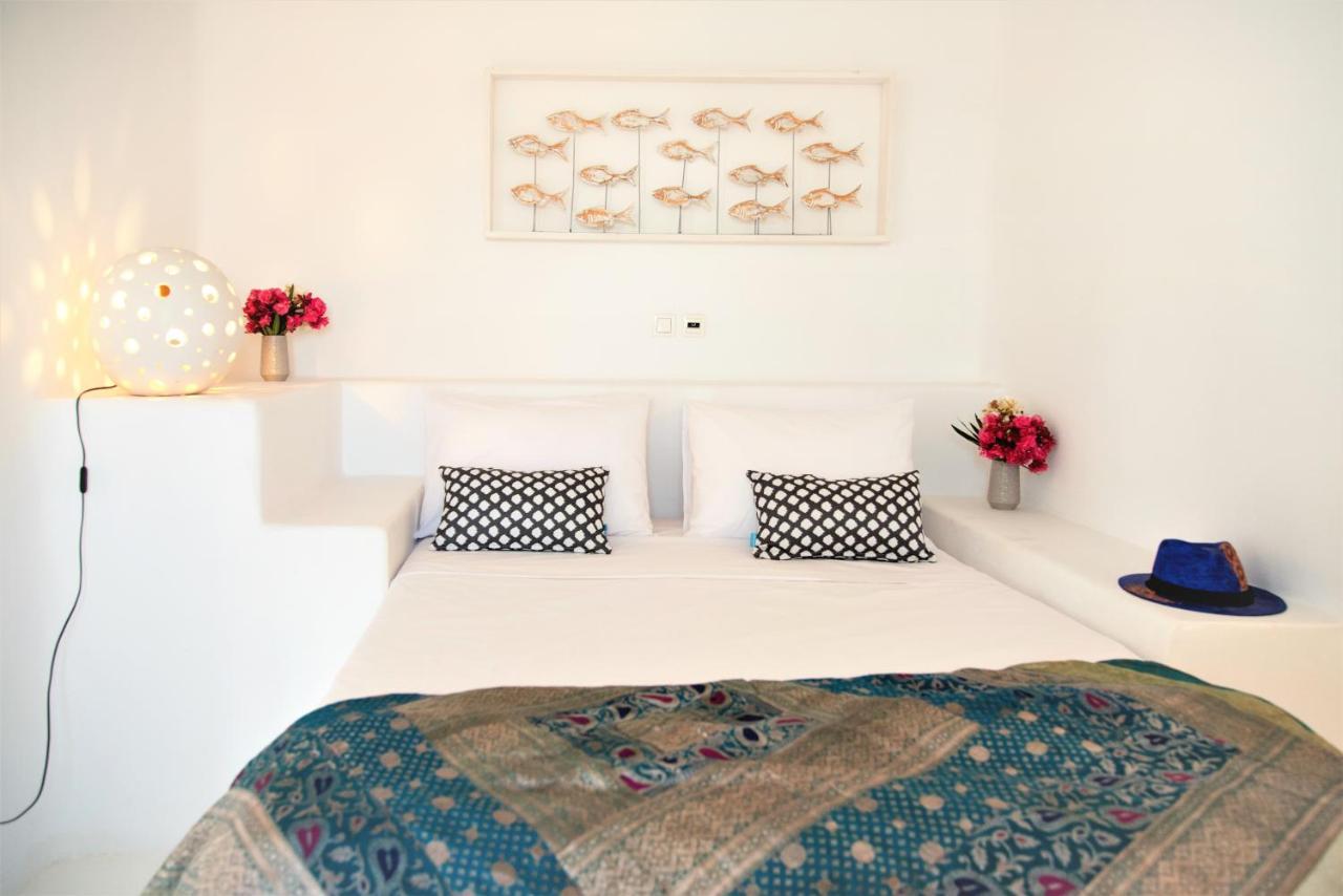 Mando Pool W Sea Views - Five Bedrooms Super Paradise Beach (Mykonos)