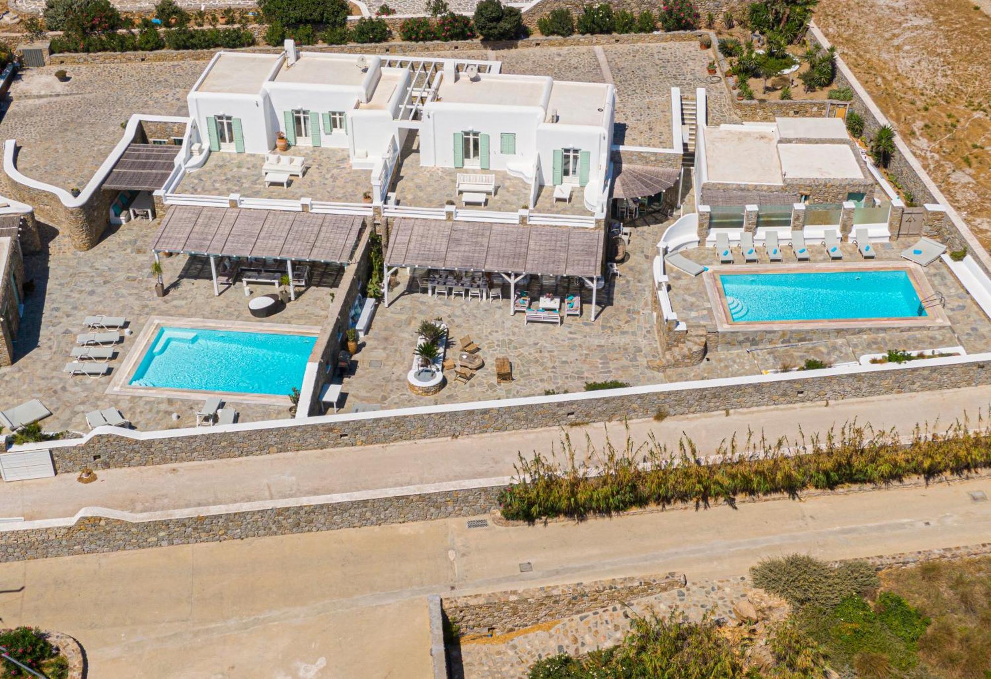 Mando Pool W Sea Views - Five Bedrooms * Super Paradise Beach (Mykonos)