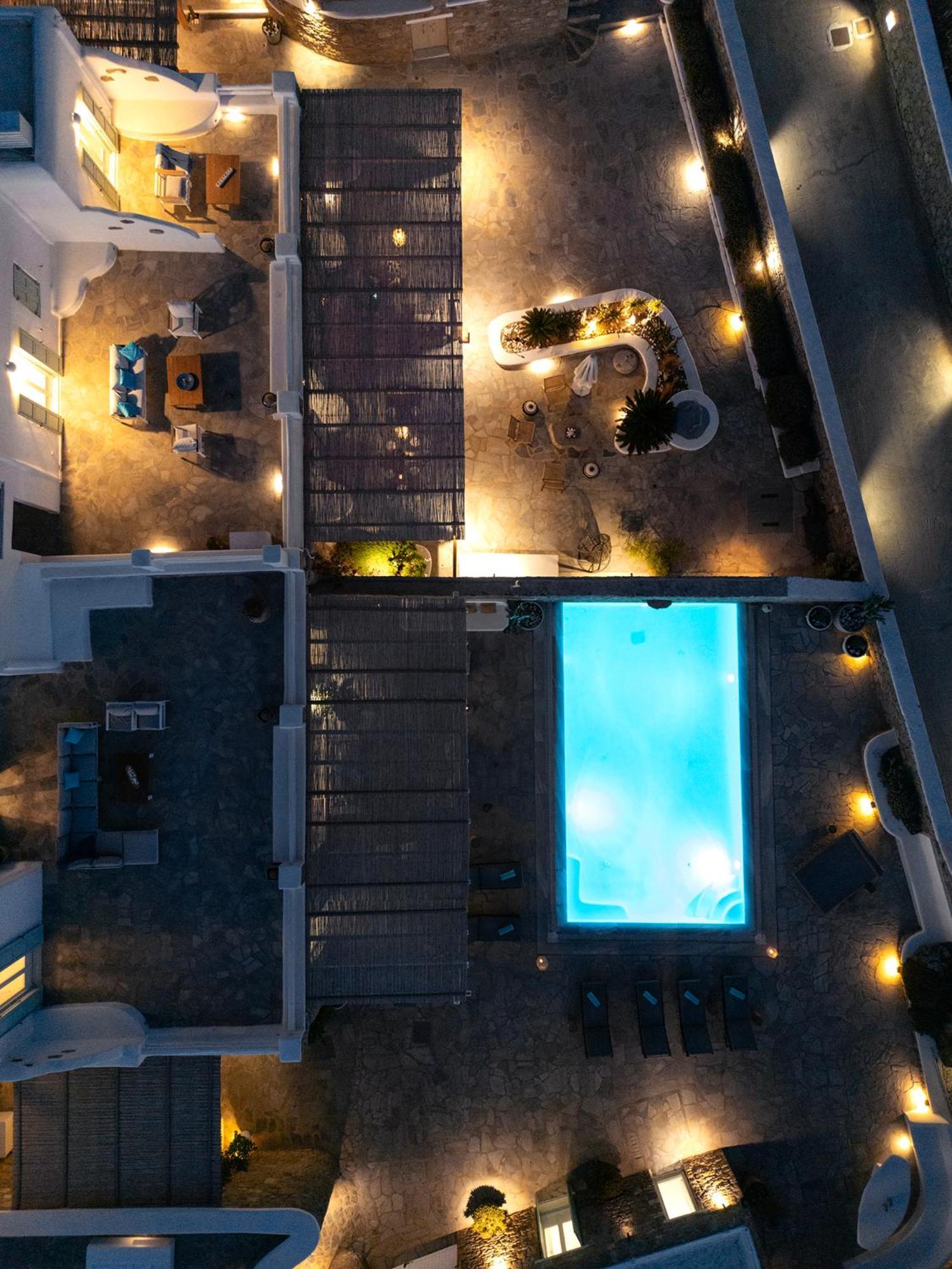 Villa Mando Pool W Sea Views - Five Bedrooms *