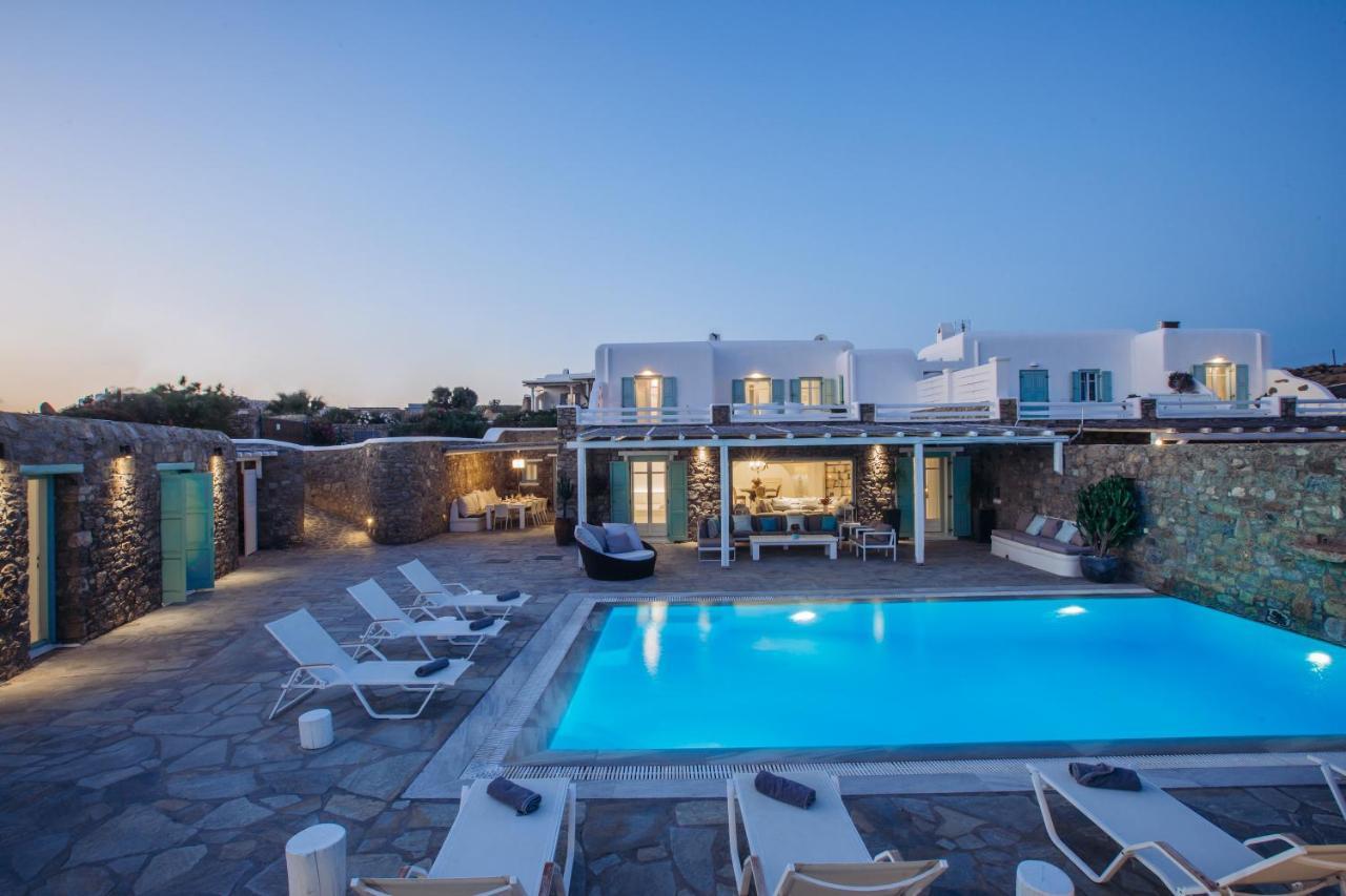 Mando Pool W Sea Views - Five Bedrooms Villa