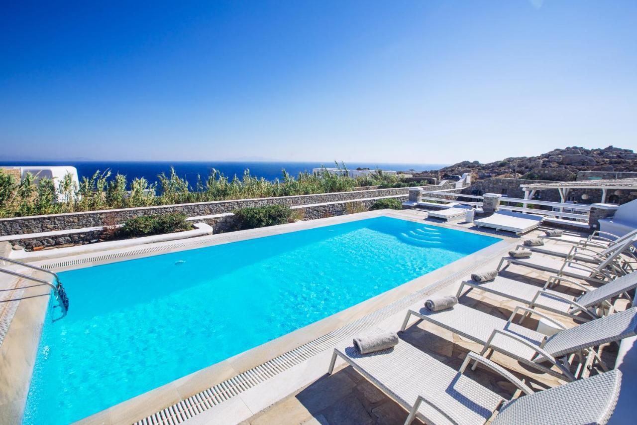 Villa Mando Pool W Sea Views - Five Bedrooms
